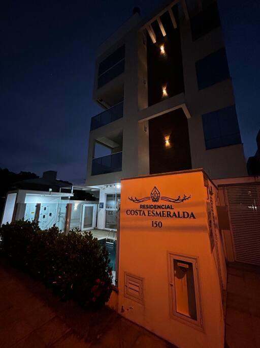 Apto Em Palmas, 02 Quartos, Sendo 01 Apartment Governador Celso Ramos